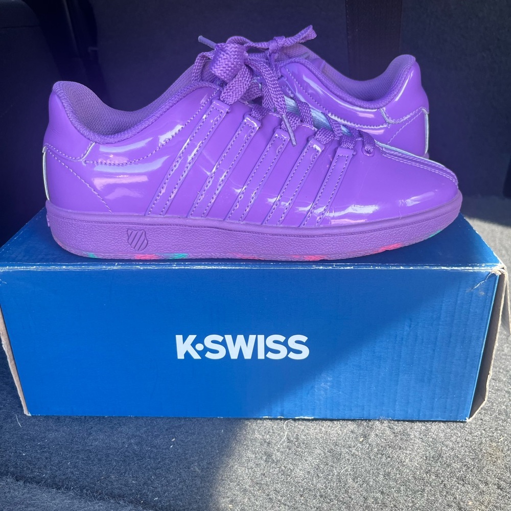 K-swiss  varsity classic patent purple shoe